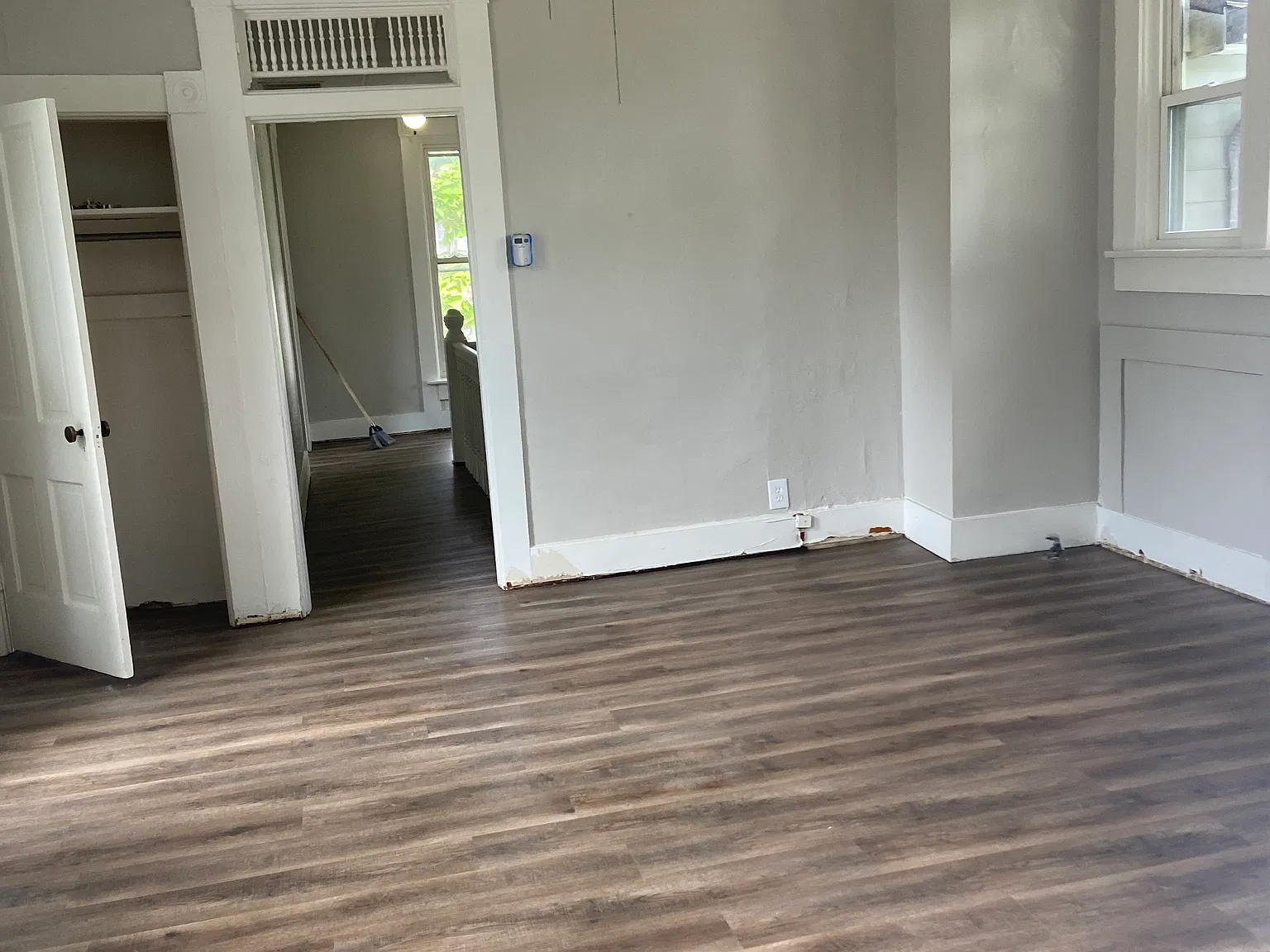 2 bed, $1,100 — Photo 2