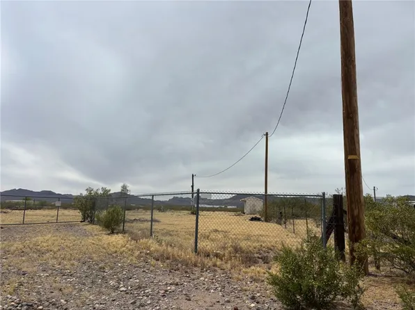 3969 N Elgin Rd, Golden Valley, AZ 86413