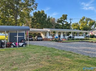 2729 County Road 43, Section, AL 35771