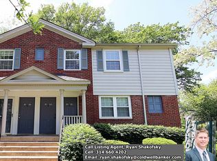 9153 N Swan Cir, Brentwood, MO