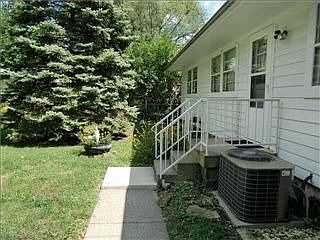 4th image of 7640 E 49th St