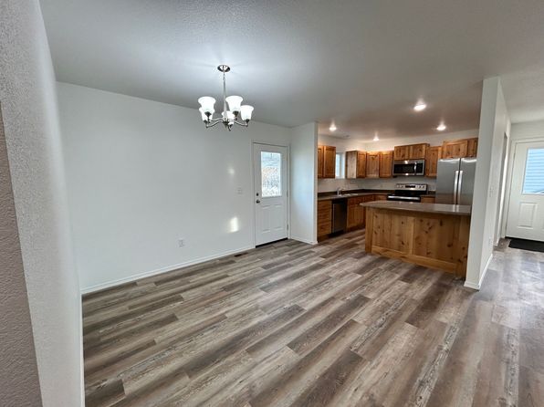 595 Creek Hollow Way
