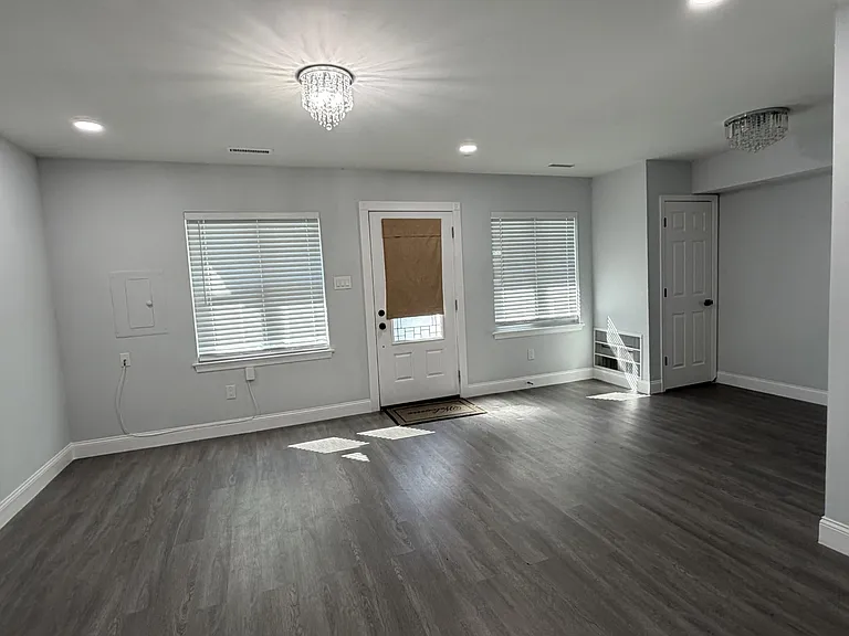10103 Northeast Ave #31 — Photo 5
