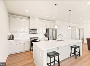 46320 Mount Milstead Ter #204, Sterling, VA 20164