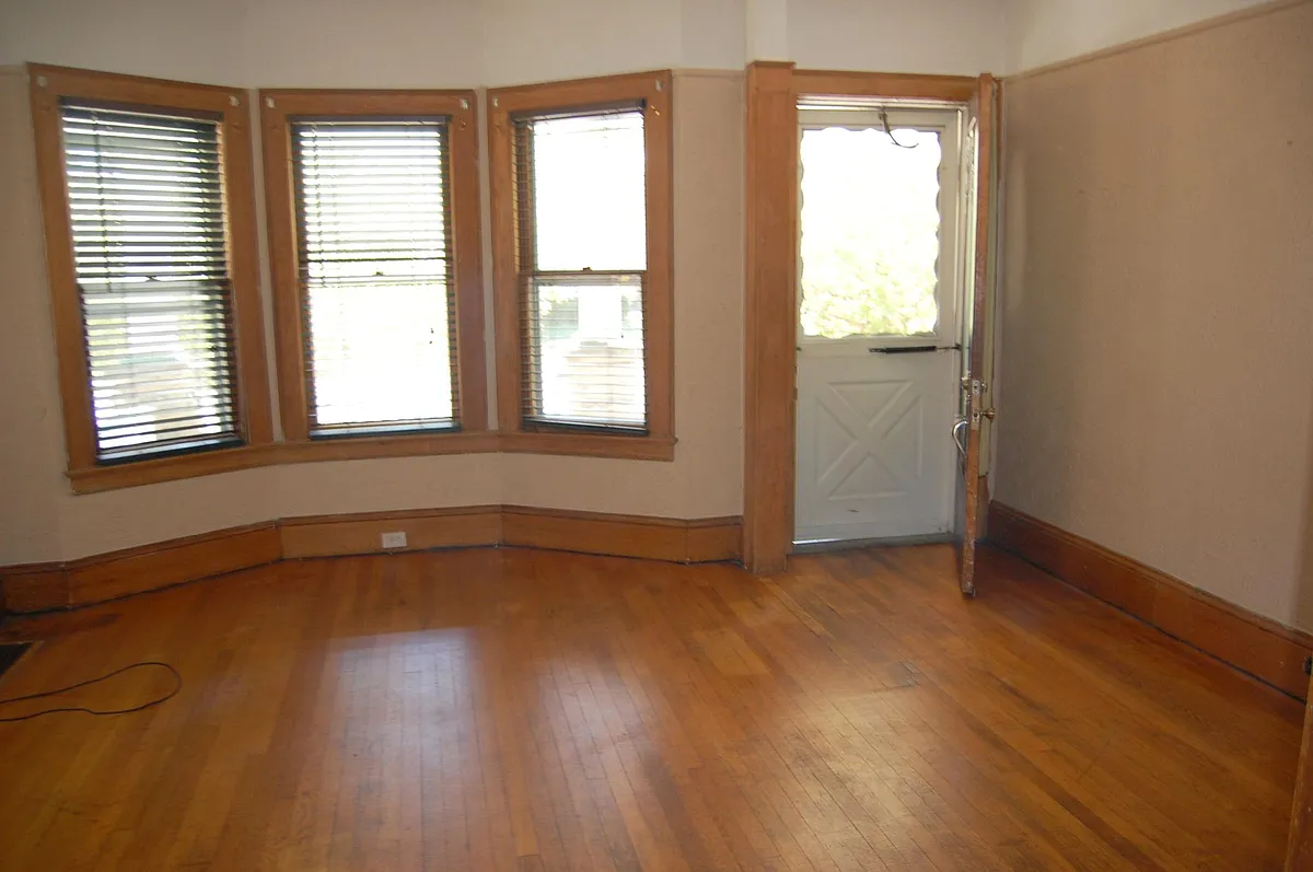 Building Photo - 1498 Wagar Ave