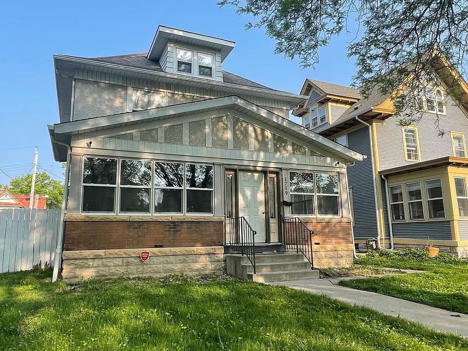 1st image of 1719 Irving Ave N