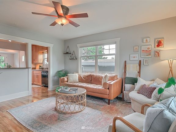 Light-filled spacious living room