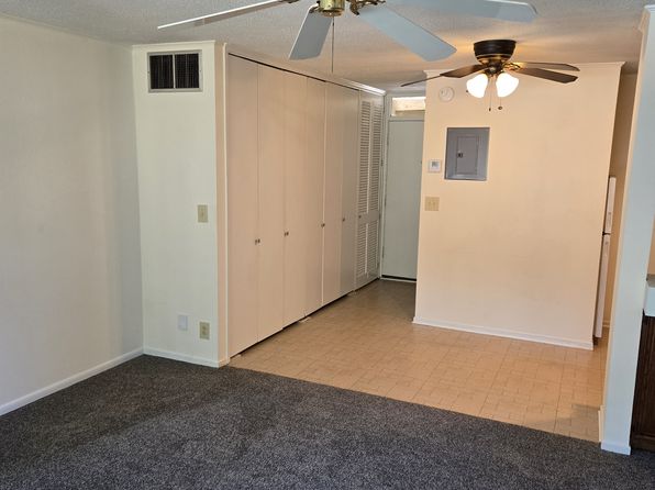 2041 Seacliff Dr N #2041