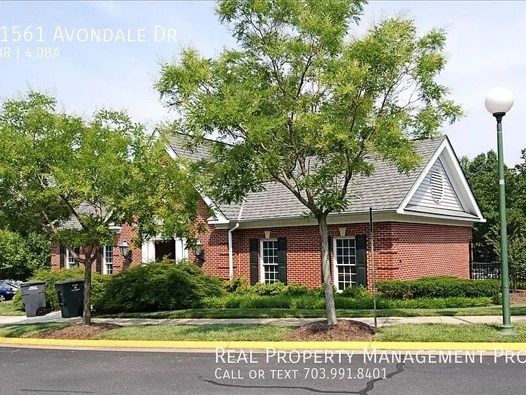 11561 Avondale Dr — Photo 33