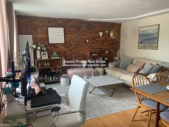 104 Saint Botolph St. #2 Boston - Back Bay Unit Photo 1 (2)