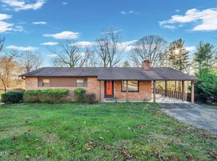 520 Kallen Dr, Kingsport, TN 37660