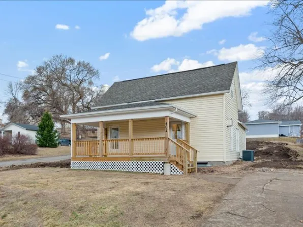402 N Myrtle St, Glenwood, IA 51534