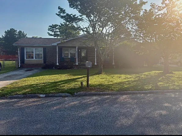 1835 S Prairie Cir, Hixson, TN 37343
