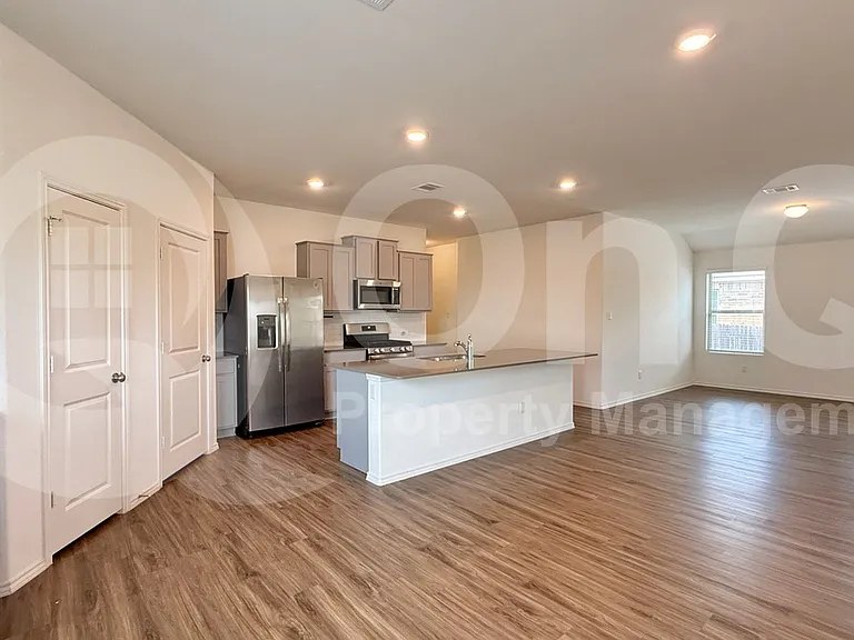 21601 Quick Fox Dr — Photo 4