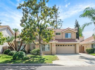 5567 W Magill Ave, Fresno, CA 93722