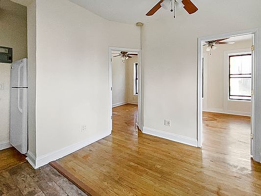 3rd image of 270 E 78th St APT 19