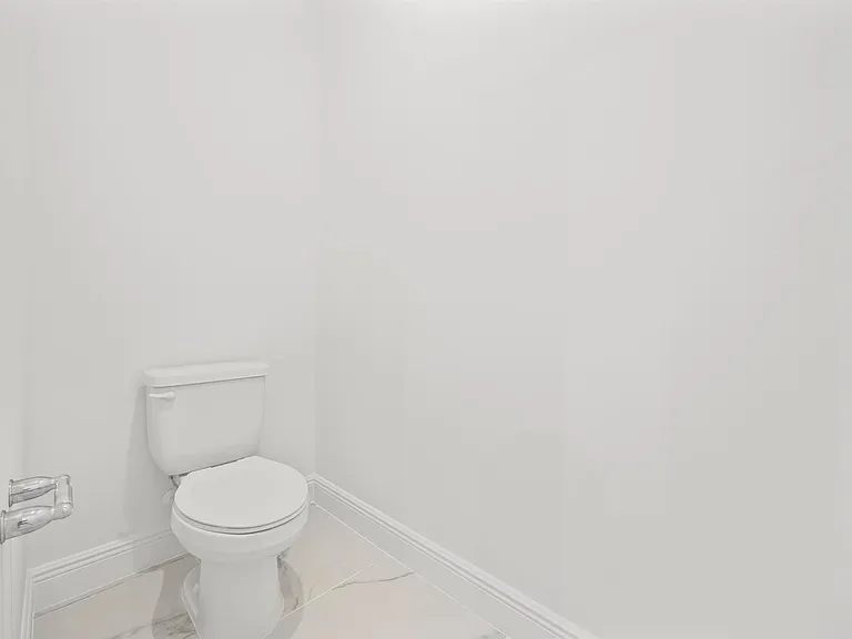 3552 NW Solange Ct — Photo 21