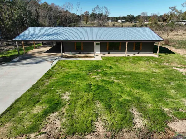 40 County Road 4232, Atlanta, TX 75551
