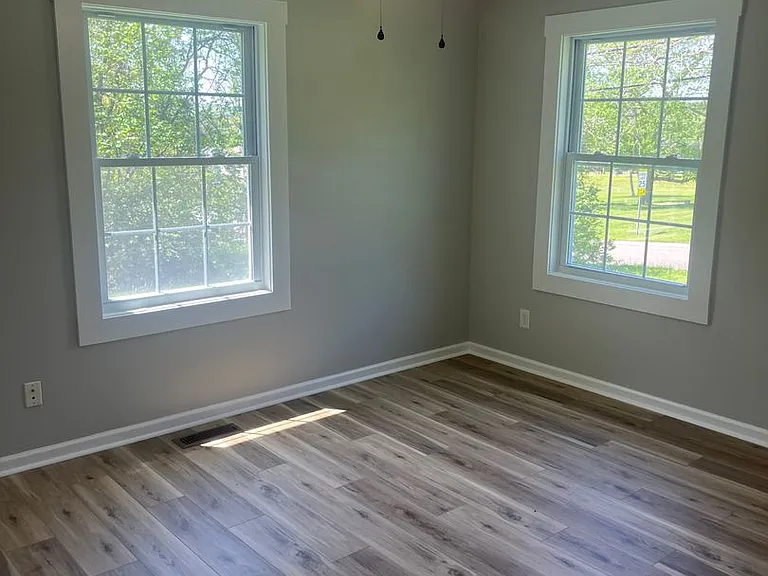 5213 Pleasant Ridge Rd — Photo 9