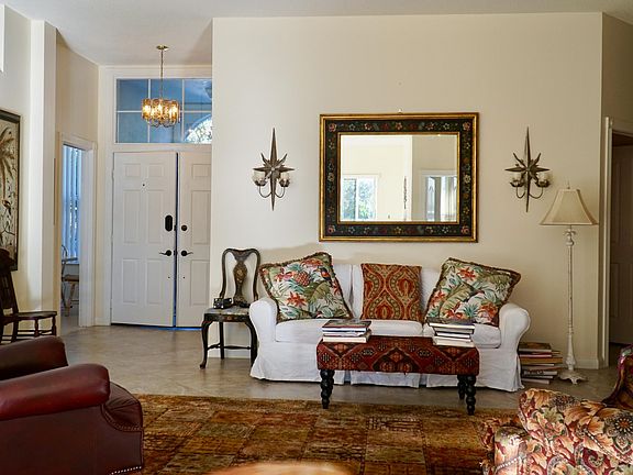 3rd image of 7558 SE Bay Cedar Cir