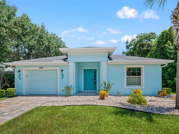 1327 S Daytona Ave, Flagler Beach, FL 32136