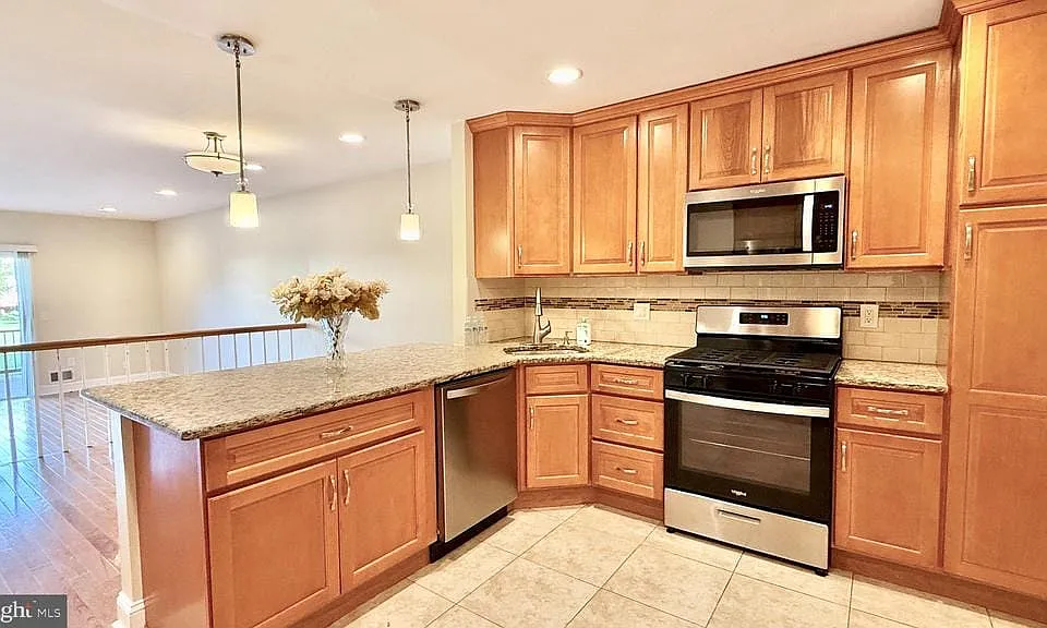 302 Marten Rd