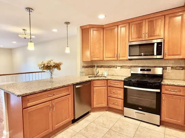 302 Marten Rd, Princeton, NJ 08540