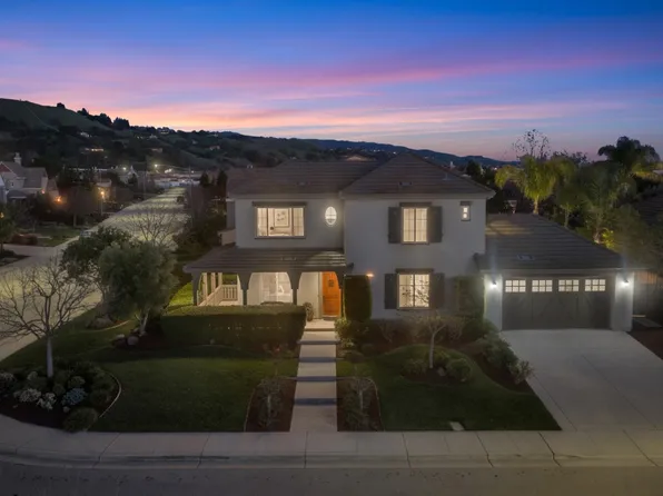 1680 Espana Way, Morgan Hill, CA 95037