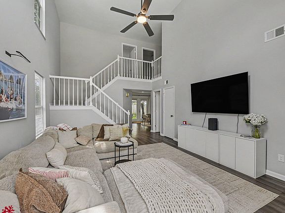 4th image of 2076 Wild Flower Ln
