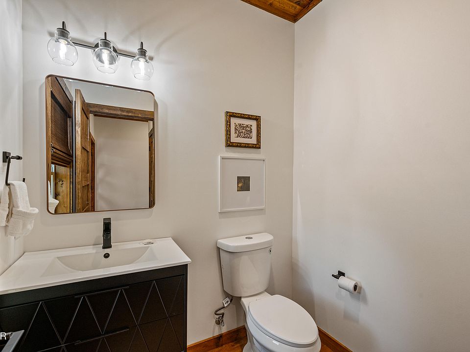 46th image of 3005 Nellie Dr