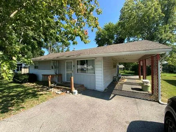 6205 Old Saint Louis Rd, Belleville, IL 62223