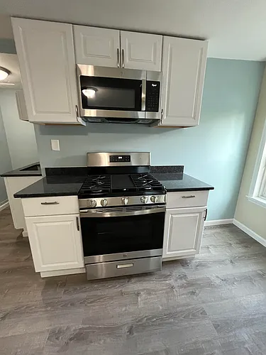 22 Pomeroy Ave #5 Photo 1