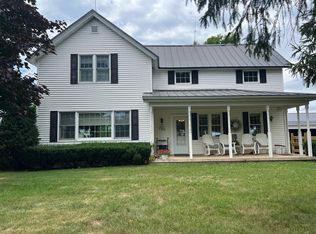 N7043 Lower Lake Rd, Gresham, WI 54128