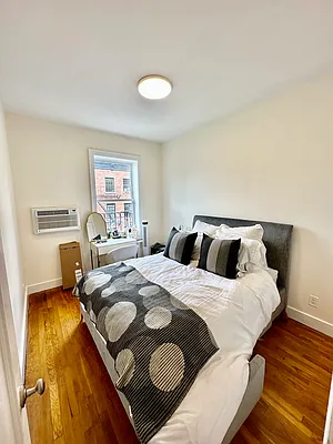 Rented by Voro New York | media 13