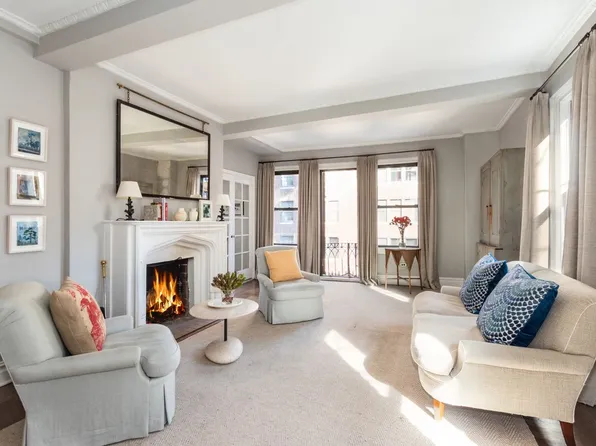 26 E 10th St APT 6F, Manhattan, NY 10003