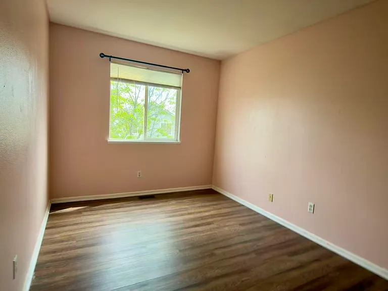 4245 Gracewood Dr — Photo 13
