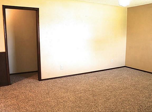 4th image of 205 Bellaire Dr