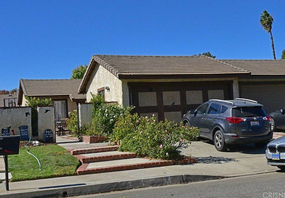 1st image of 25643 Alicante Dr