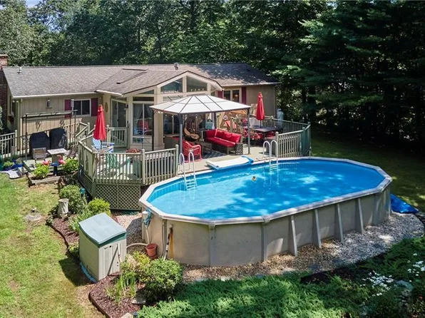 19 Mountain Road, Colchester, CT 06415