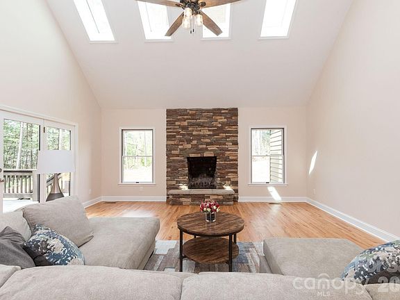 4th image of 68 Sigmon Rd