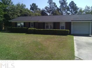 30 Hickory St, Metter, GA 30439