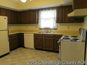 3rd image of 401 McCoy Cir