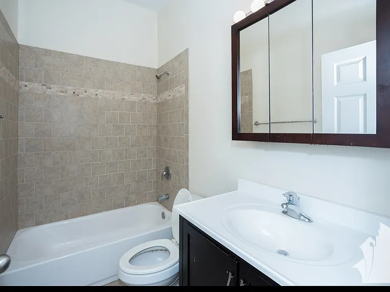 3358 N Sheffield Ave #3358-2 — Photo 11