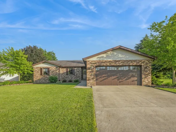 1515 Lake Dr, Morris, IL 60450