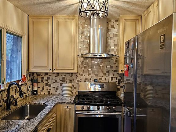 4th image of 1807 Ashborough Cir SE APT C