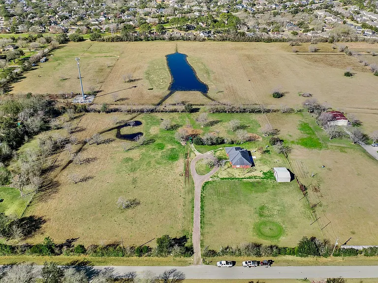 15815 Merle Rd — Photo 2
