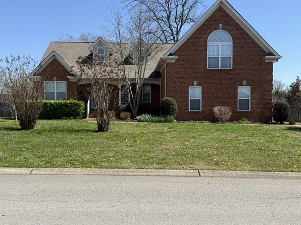 105 Stonefield Dr, Mount Juliet, TN 37122