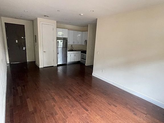 2nd image of 60 Jefferson St APT 1B