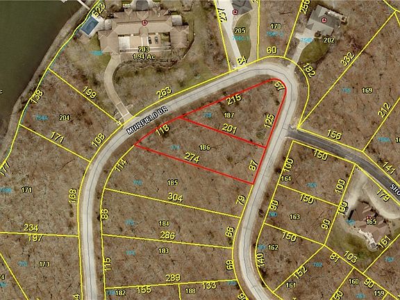 2nd image of 777 & 778 Muirfield Dr