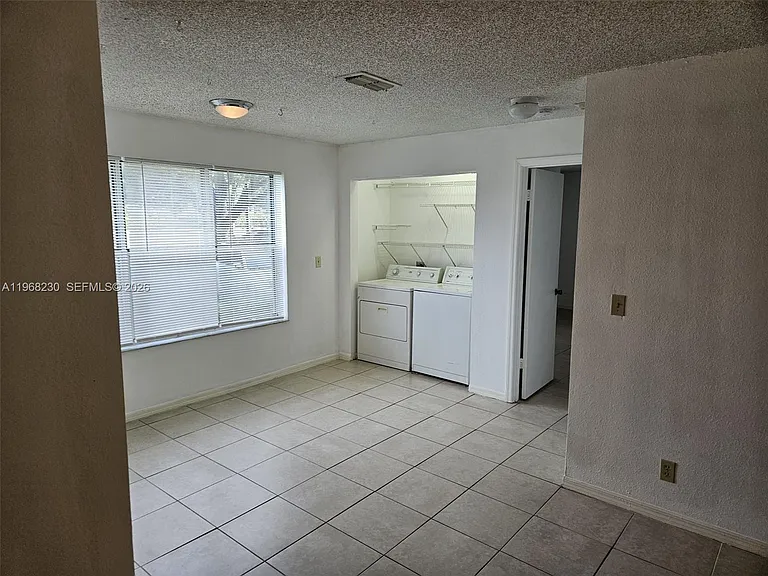 3300 Pinewalk Dr N #1911 — Photo 16